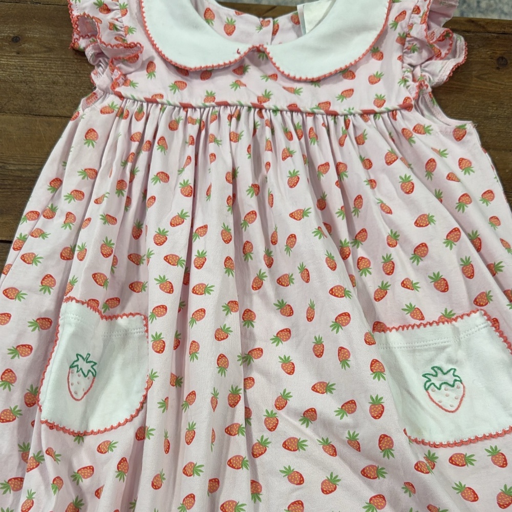 Girls dress